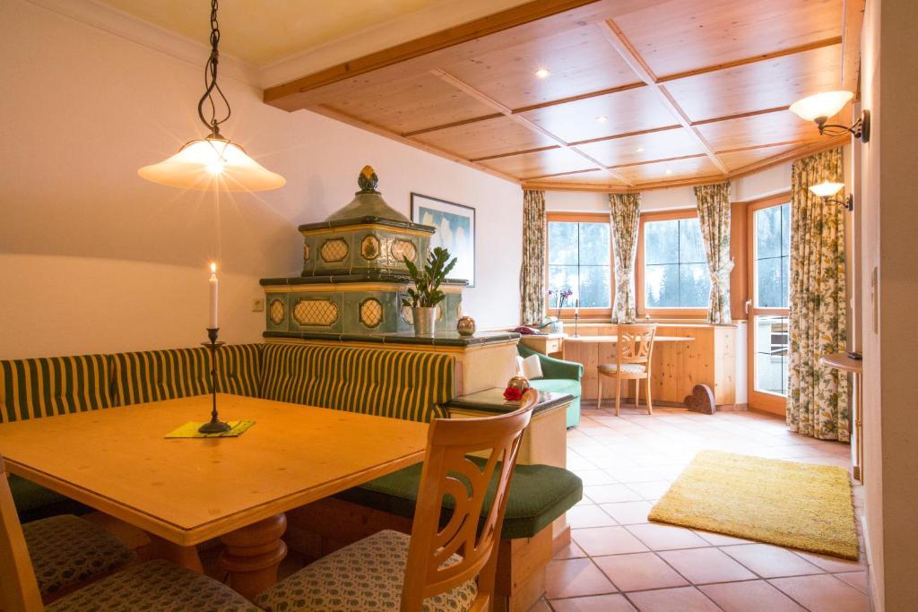 Fliana Arlberg Studios Sankt Anton am Arlberg Pokoj fotografie